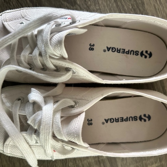 Superga Canvas White Tennis Shoe Sneaker - Picture 4 of 7